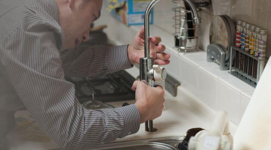 Professional clogged toilet repair in Newburg, MO